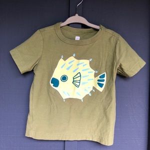 Tea Collection green blowfish t shirt size 2T
